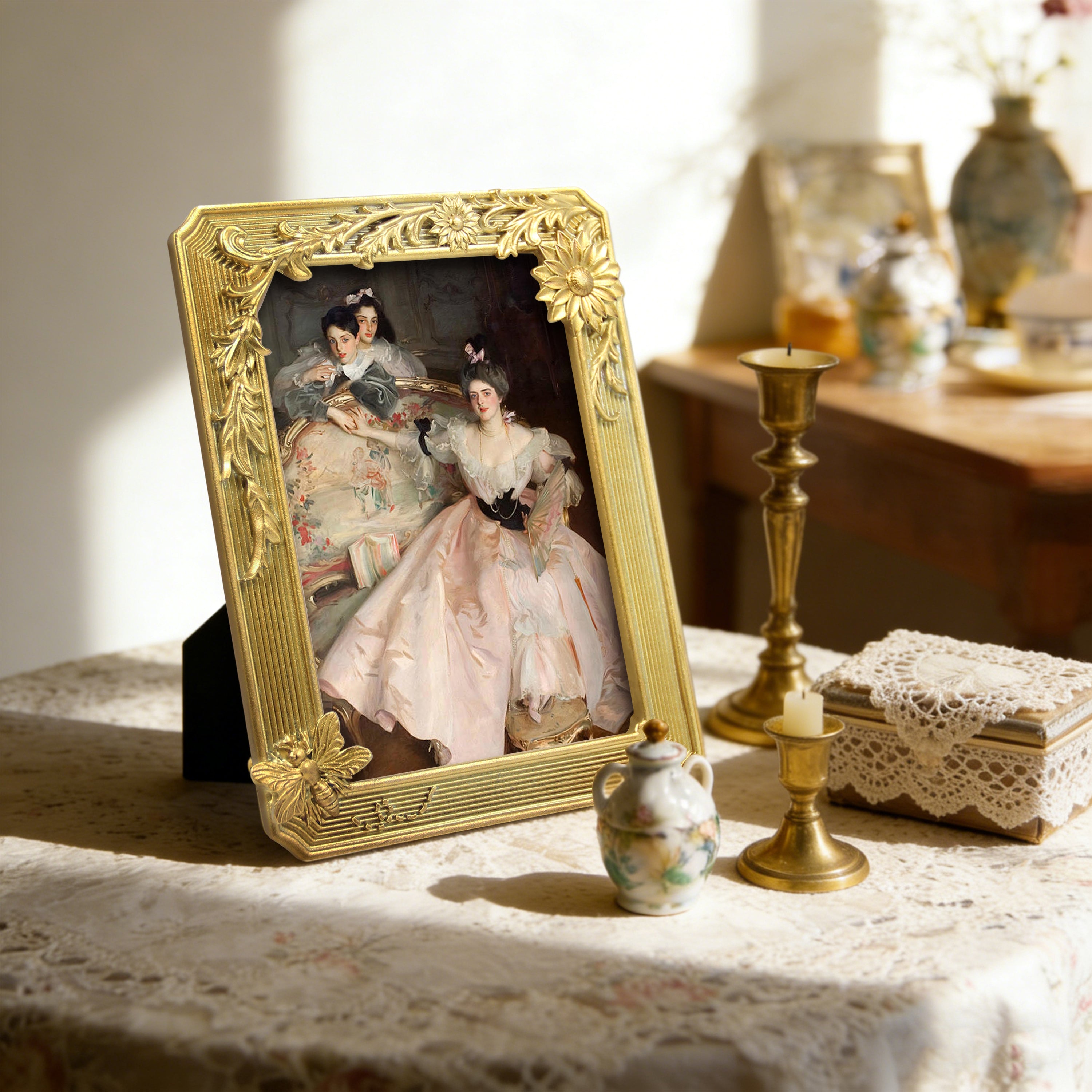 Vintage Inspired Picture Frame | Classic Home Décor - SIMON'S SHOP