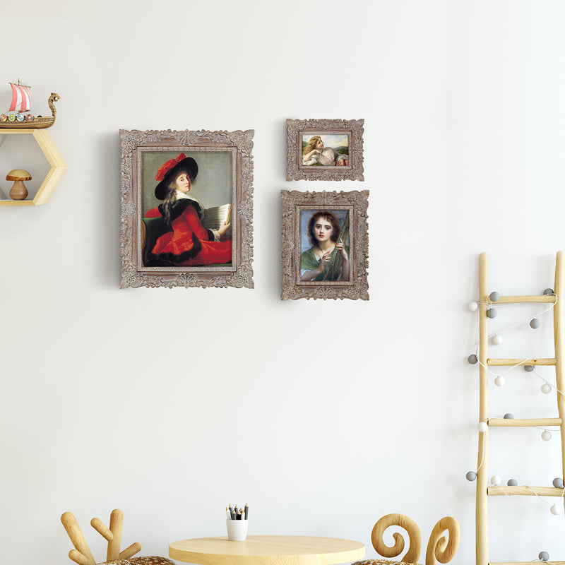 Wooden 8x10 / 5x7 vintage picture frame with seashell and floral carved border displayed in home décor setting
